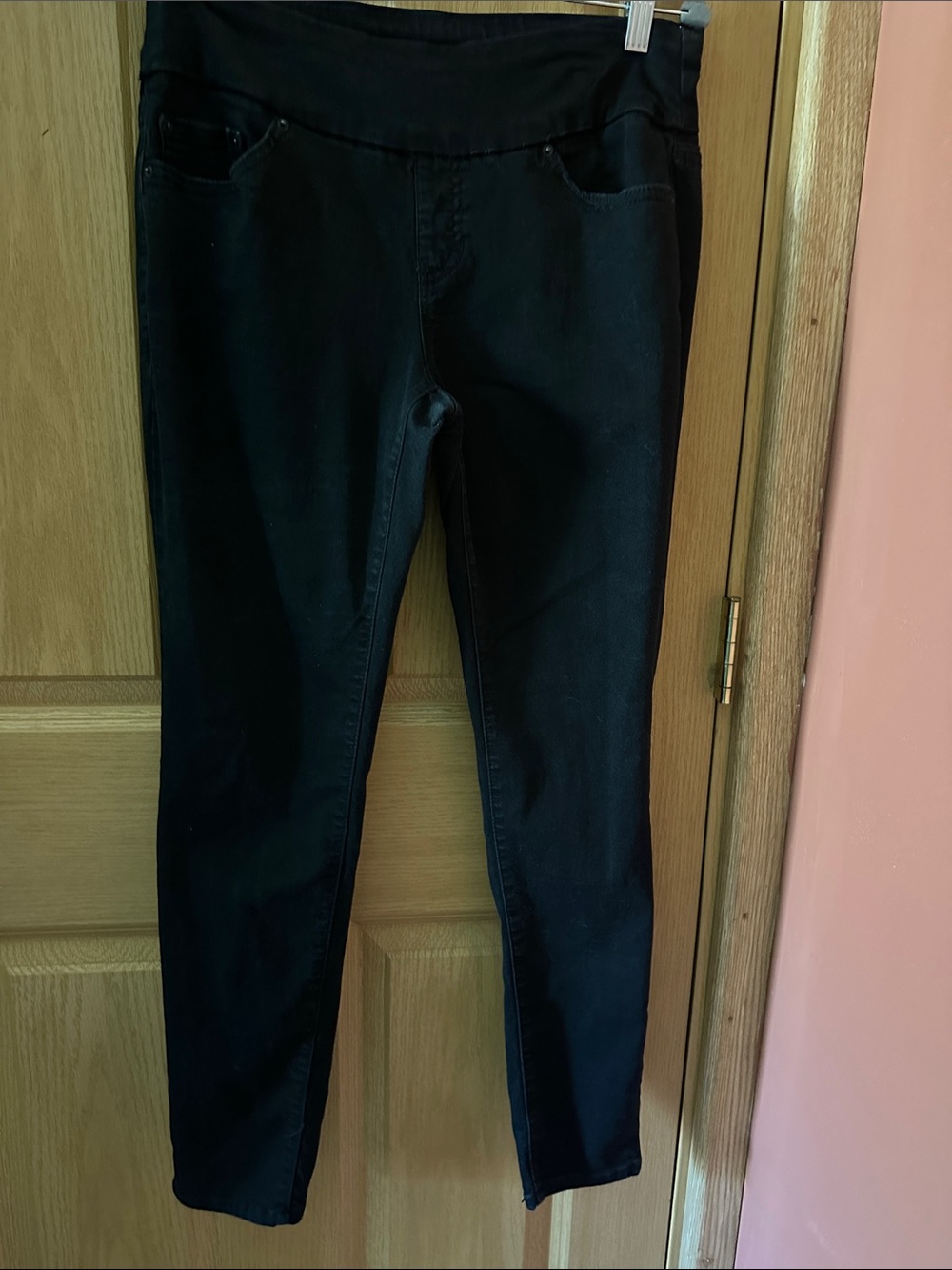 Women’s Black Stretch Jeggings – Sleek Everyday Skinny